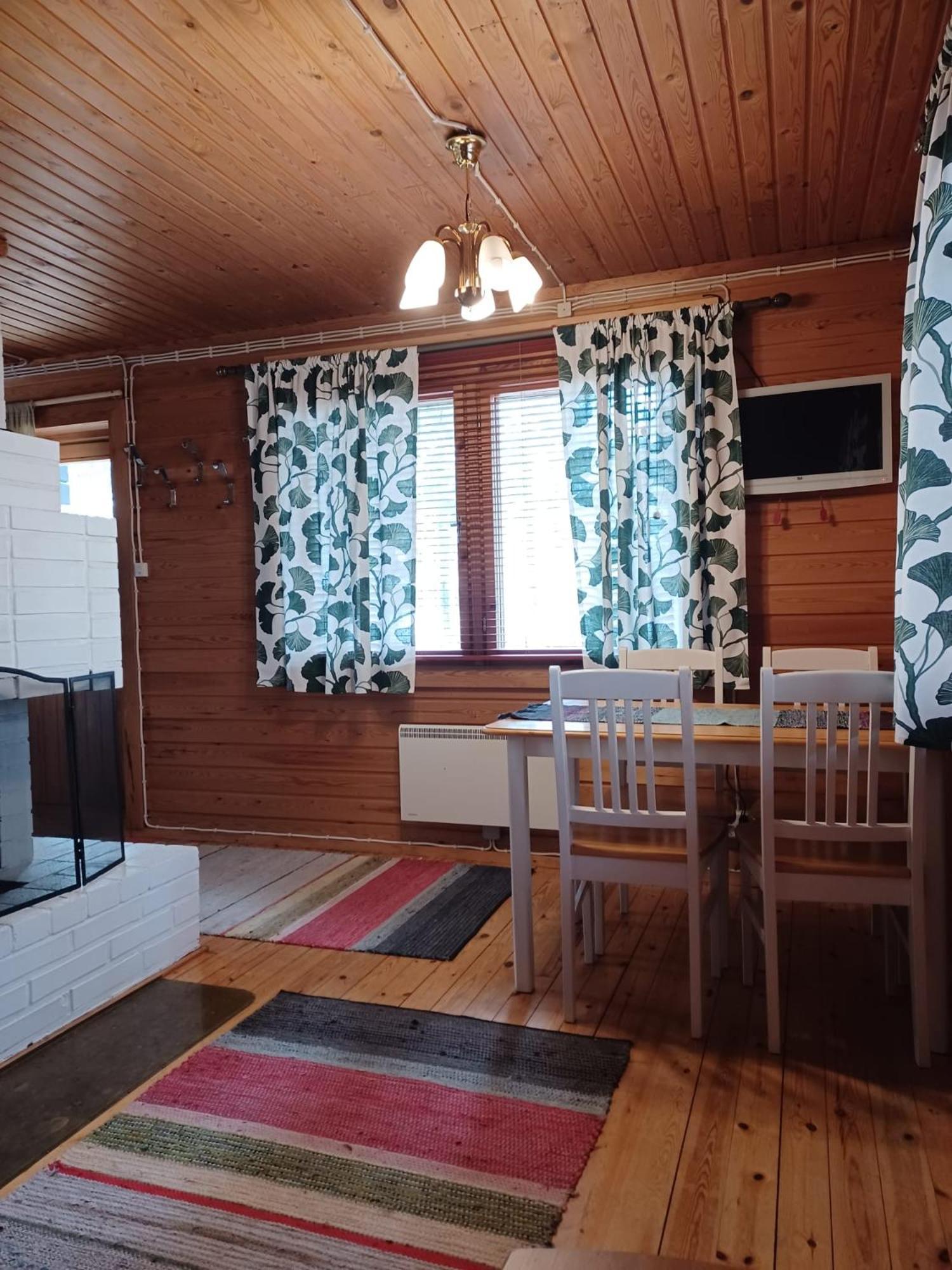 Accommodation And Fishing Vonkale Äänekoski Zimmer foto